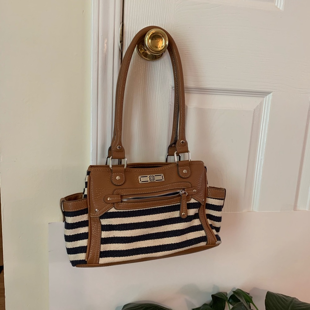 ⛵️ Sail Away w Bag Purse 👜 Sailing large space
